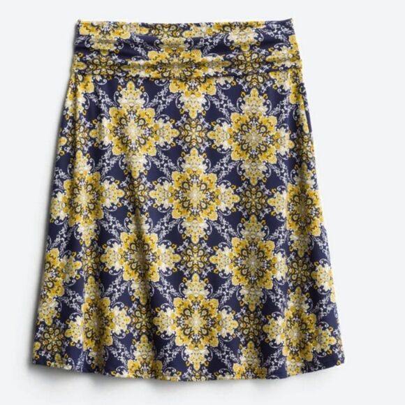 COLETTE Mali Graphic‎ Print Brushed Knit Skirt -NWT - Size Small - Picture 1 of 9